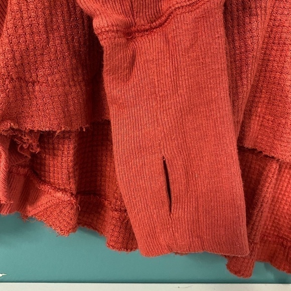 𝅺WE the Free - long sleeve flowy thermal - XS - Picture 8 of 8